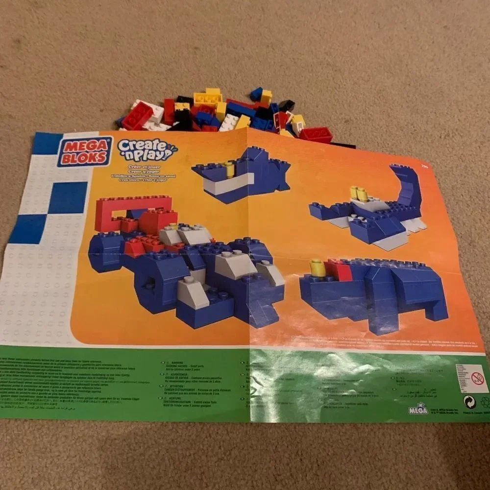 Mega Bloks Create ‘N Play 187 Piece Play Set Not Complete